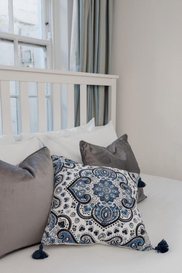 Charming Apartment In The Heart Of Pimlico Londra Exterior foto